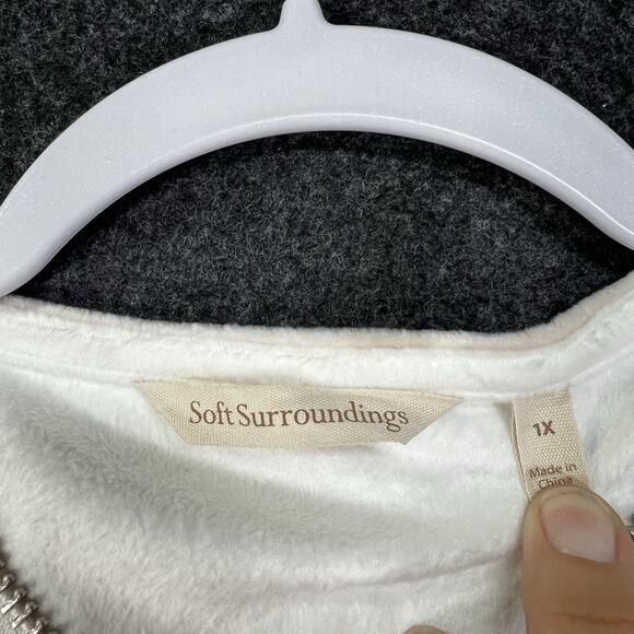 Soft Surroundings Corrina Floral Tunic Top 1X 1/4 Zip Faux Micro Mink Velour - Picture 2 of 4